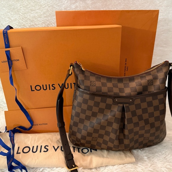 🎉HP🎉Authentic Louis Vuitton Bloomsbury Crossbody Handbag - Complete Set! - Picture 1 of 15
